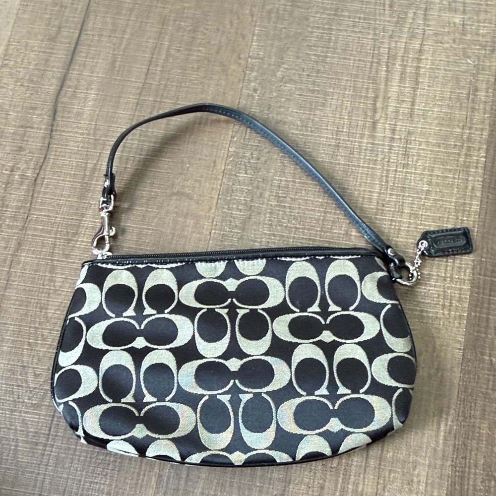 Coach Black and Cream Wristlet - Picture 4 of 6